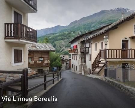 Appartamento Borealis กอนเญ ภายนอก รูปภาพ
